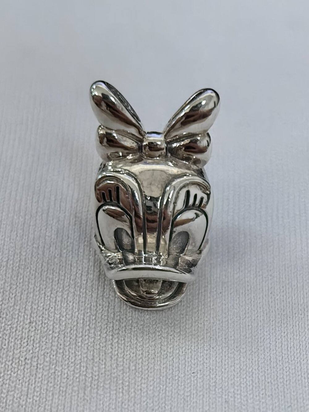 Pandora Disney, Daisy Duck Portrait Charm, S925 Silver Jewelry